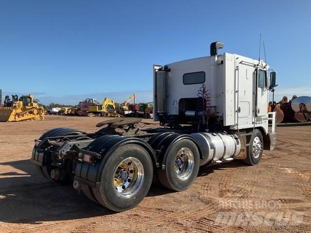 Kenworth K100E Sattelzugmaschinen