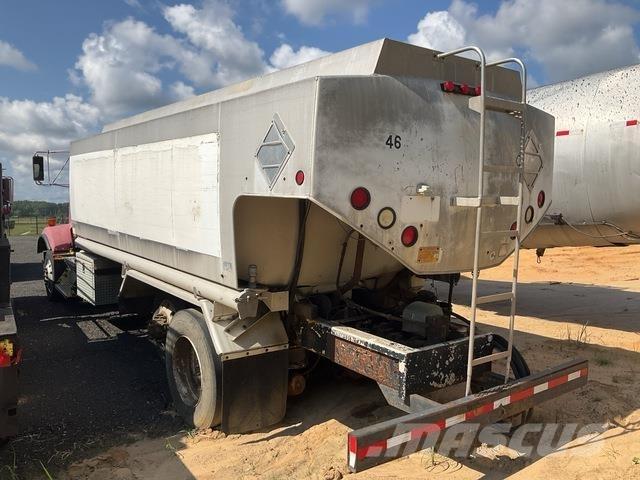 Kenworth T450B Tankwagen