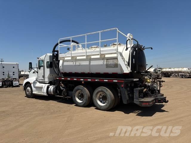 Kenworth T660 Saug- und Druckwagen