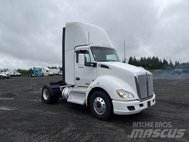 Kenworth T680 Sattelzugmaschinen