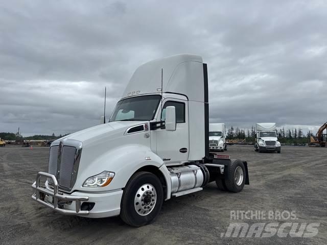 Kenworth T680 Sattelzugmaschinen
