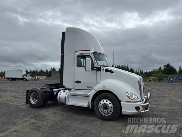 Kenworth T680 Sattelzugmaschinen