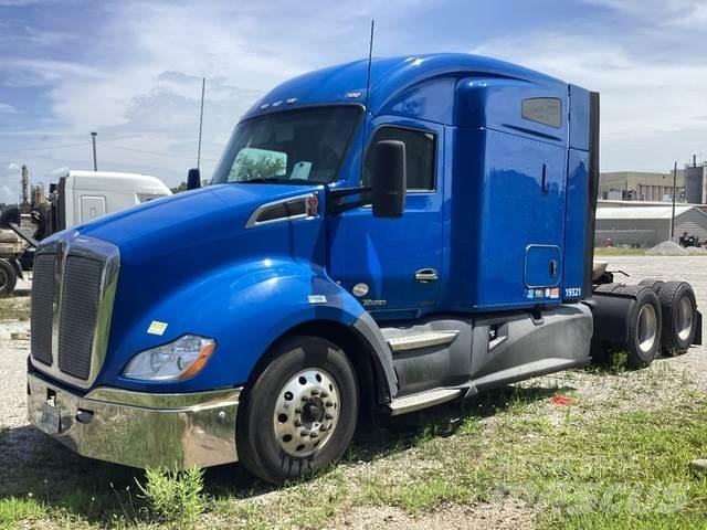 Kenworth T680 Sattelzugmaschinen