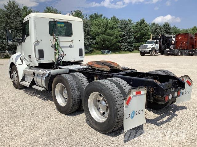 Kenworth T680 Sattelzugmaschinen