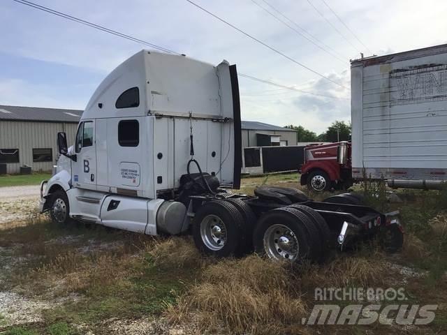 Kenworth T700 Sattelzugmaschinen