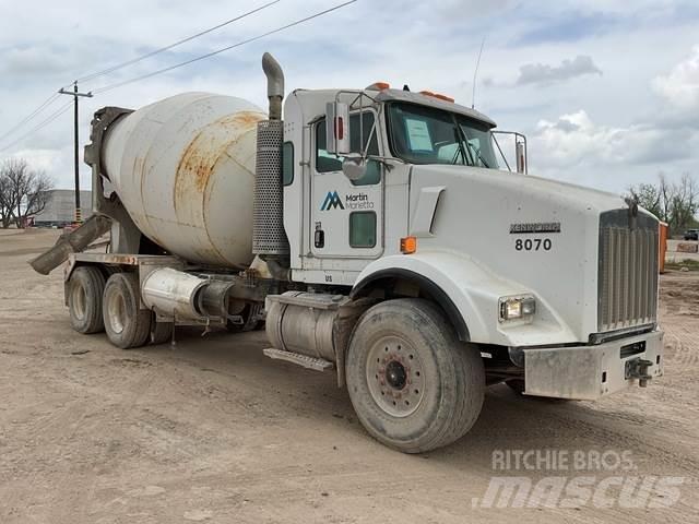 Kenworth T800 Andere Fahrzeuge