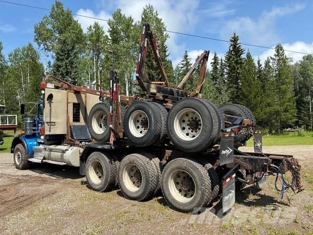 Kenworth T800 Holzfahrzeuge