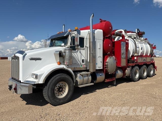 Kenworth T800 Raupenbagger
