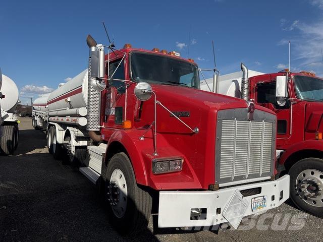 Kenworth T800 Tankwagen
