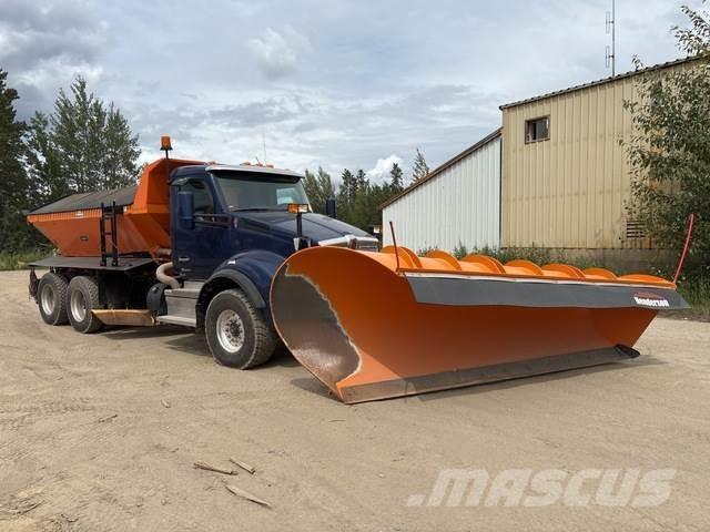 Kenworth T880 Schneeschilde und -pflüge