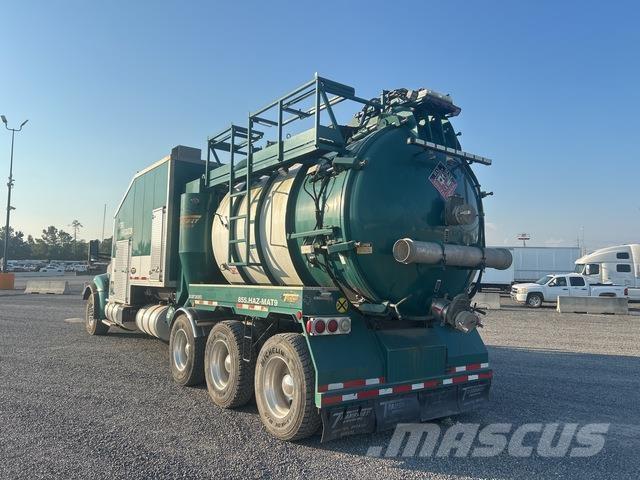 Kenworth T880 Raupenbagger