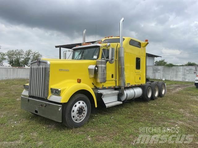 Kenworth W900 Sattelzugmaschinen
