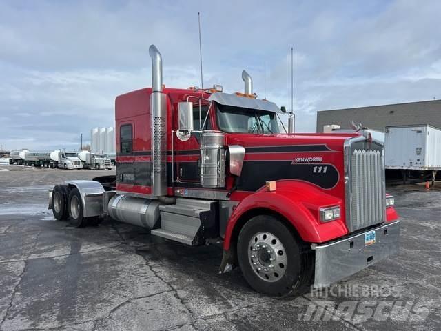 Kenworth W900 Sattelzugmaschinen