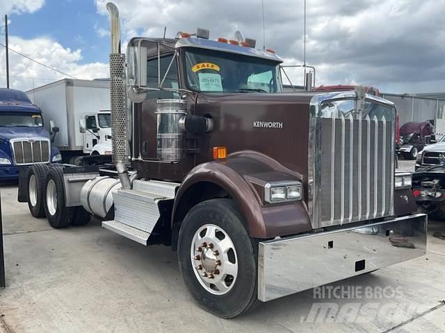 Kenworth W900 Sattelzugmaschinen