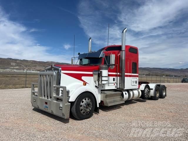 Kenworth W900 Sattelzugmaschinen