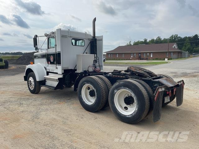 Kenworth W900 Sattelzugmaschinen