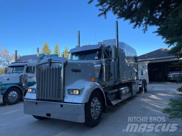 Kenworth W900L Sattelzugmaschinen