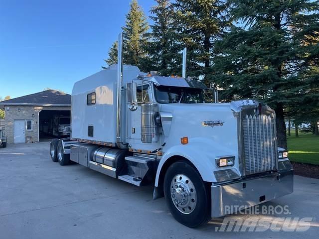 Kenworth W900L Sattelzugmaschinen