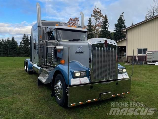 Kenworth W900L Sattelzugmaschinen