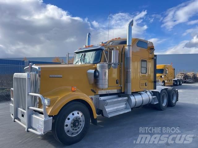 Kenworth W900L Sattelzugmaschinen