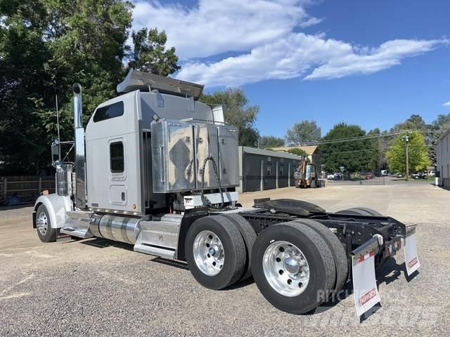Kenworth W900L Sattelzugmaschinen