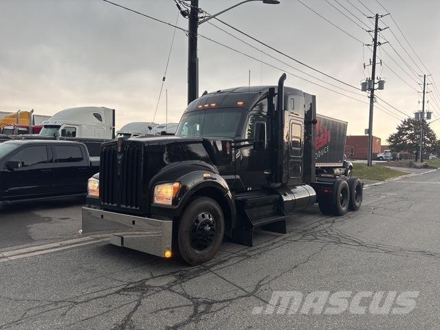 Kenworth W990 Sattelzugmaschinen