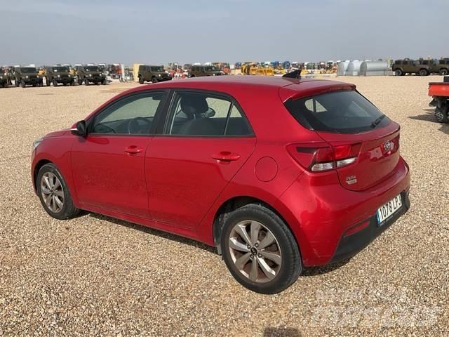 Kia Rio PKWs