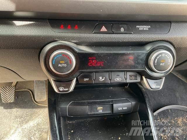 Kia Rio PKWs