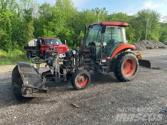 Kubota M5040 Innenraumkehrmaschinen