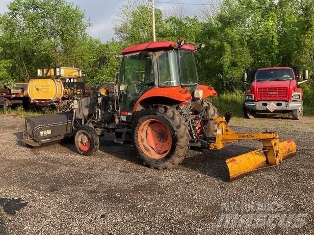 Kubota M5040 Innenraumkehrmaschinen