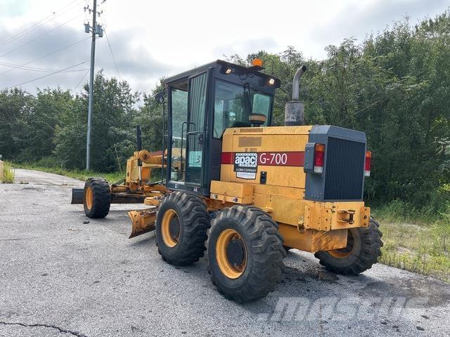LeeBoy G700 Grader