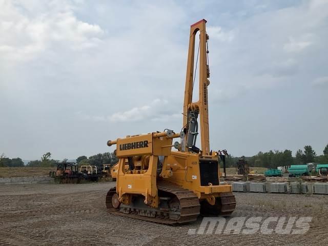 Liebherr RL54 Rohrverlegeraupen