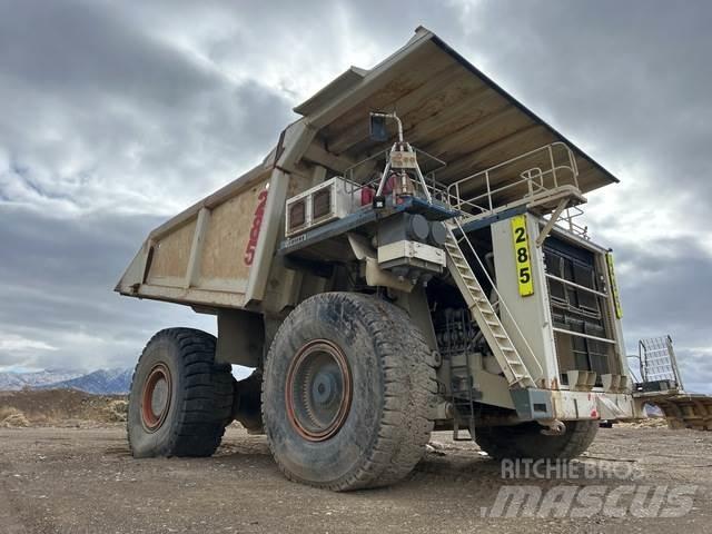 Liebherr T282B Dumper - Knickgelenk