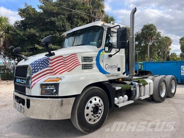 Mack AN64T Sattelzugmaschinen