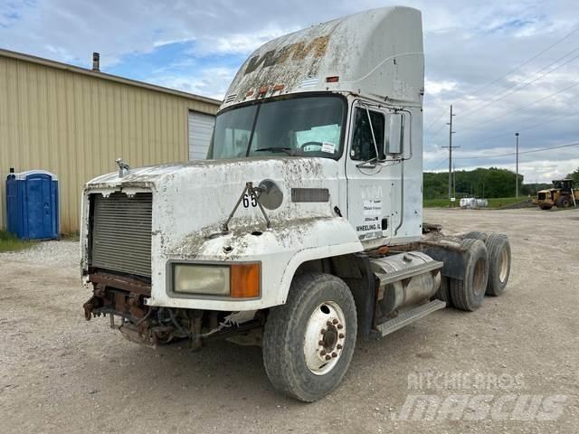 Mack CH613 Sattelzugmaschinen