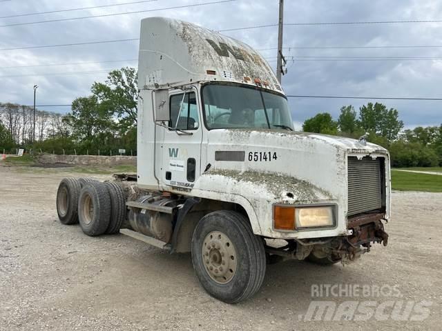 Mack CH613 Sattelzugmaschinen