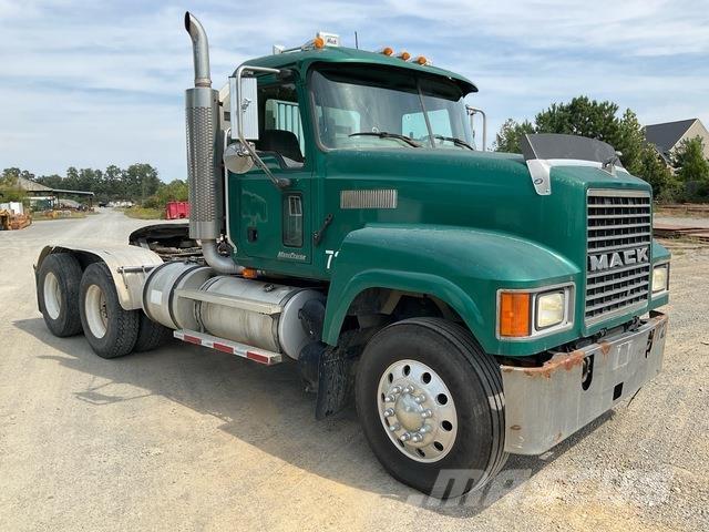 Mack CHN613 Sattelzugmaschinen