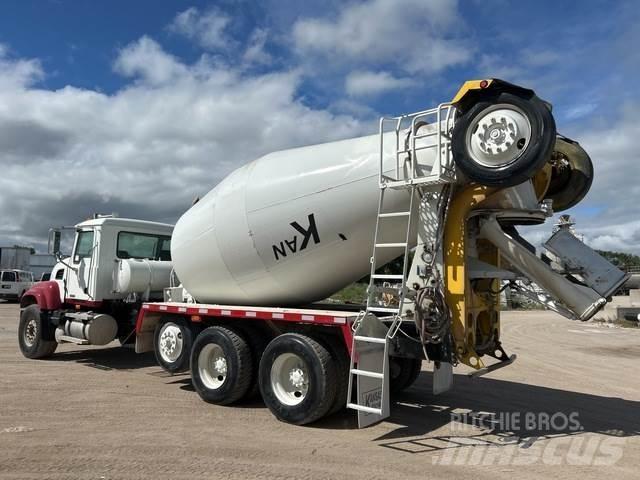 Mack CV513 Andere Fahrzeuge