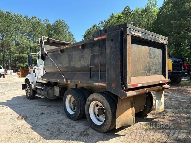 Mack CV700 Kipper