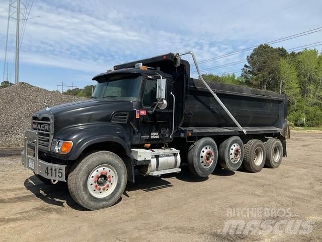 Mack CV713 Kipper