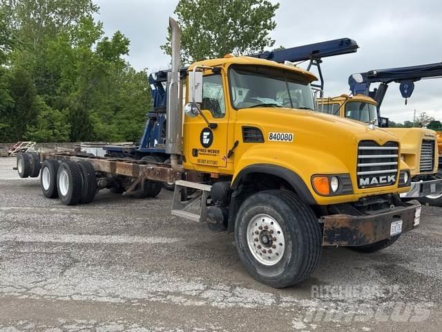 Mack CV713 Kabinen