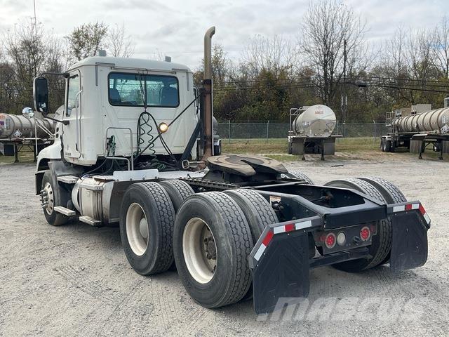 Mack CXU613 Sattelzugmaschinen