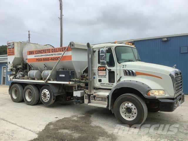 Mack Granite Beton-Mischfahrzeuge