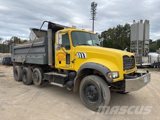 Mack GU713 Kipper