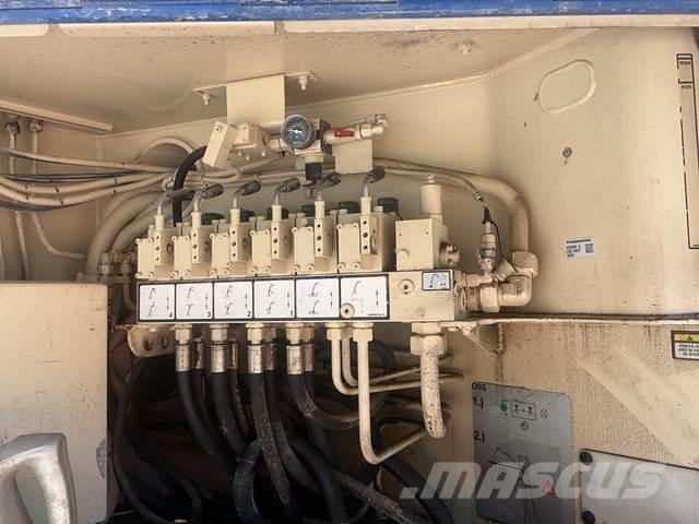 Mack GU813 Betonpumpen