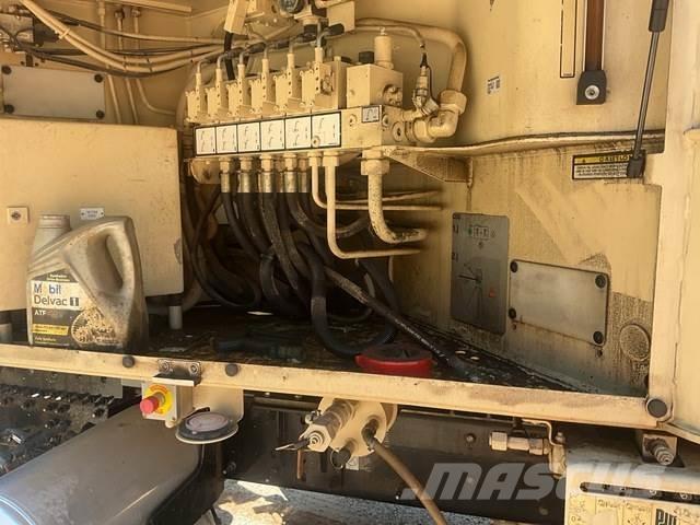 Mack GU813 Betonpumpen