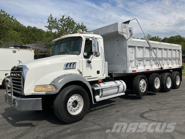 Mack GU813 Kipper