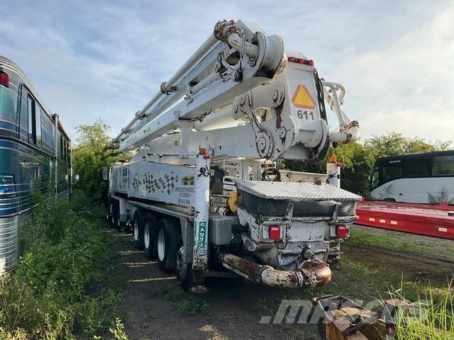 Mack MR688S Betonpumpen
