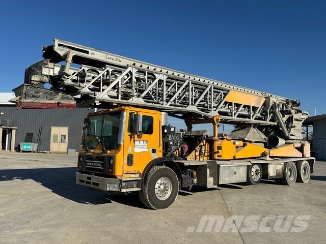Mack MRU613 Betonpumpen