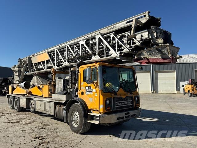 Mack MRU613 Betonpumpen